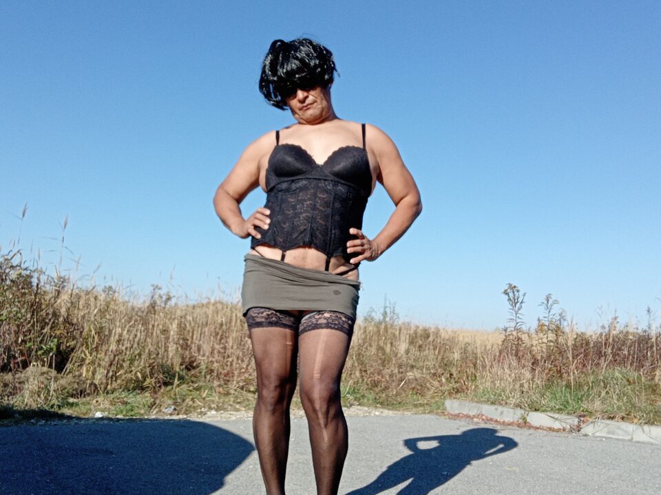 1000055398.jpg - lickemydick