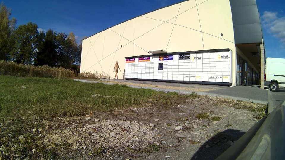 DOBIESZOWICE - paczkomat 20241023_1321.mp4_snapshot_01.20.879.jp - Krzysztof_cfnm