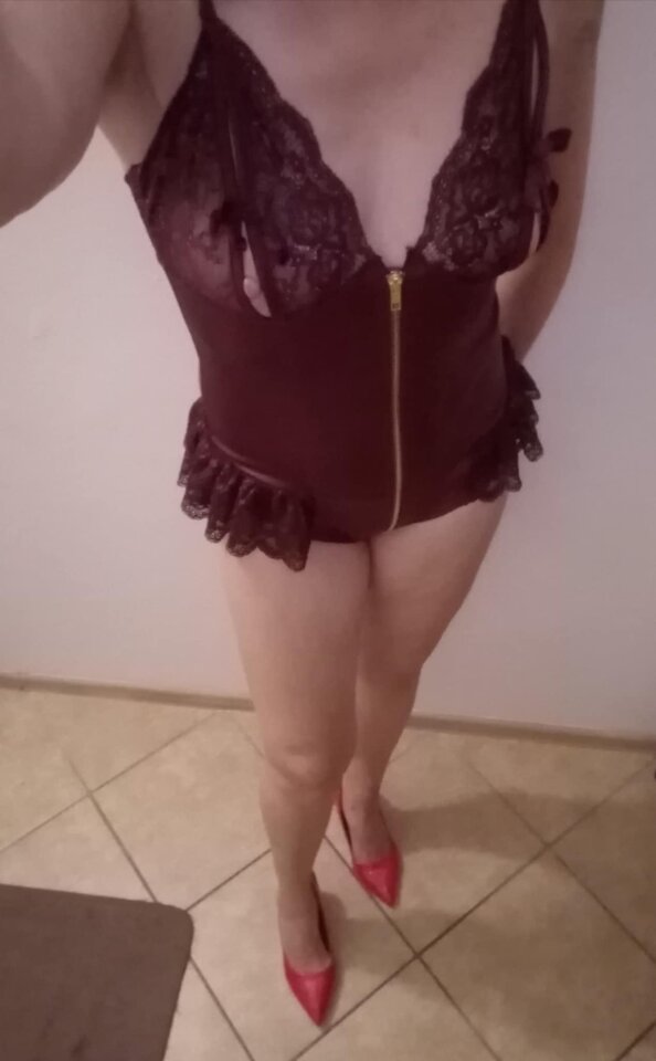 2209.jpeg - Mila9008