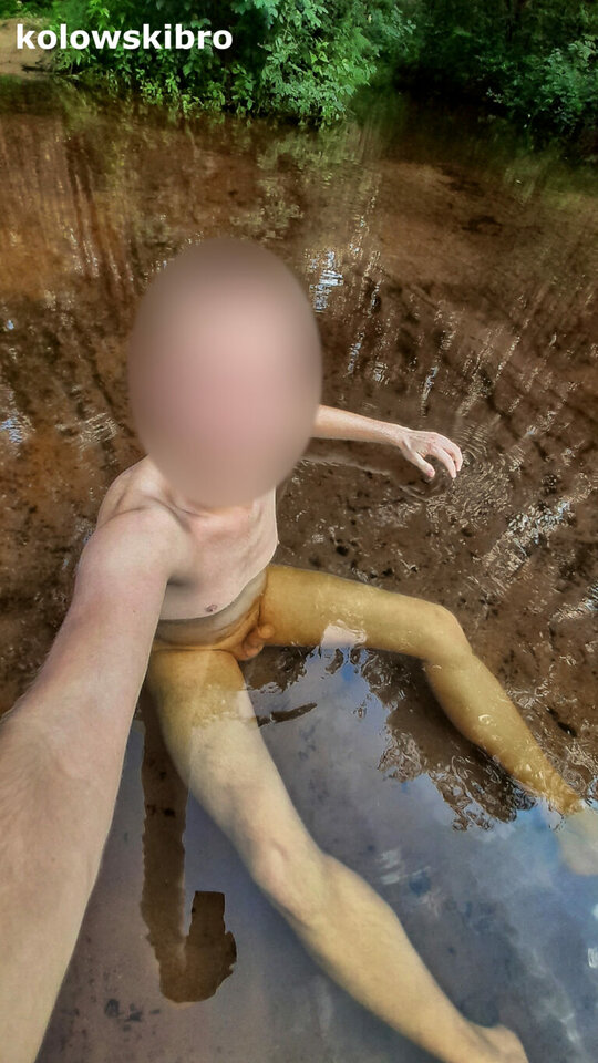 pierwsza-kapiel-w-lesie-1-768x1365.jpeg - Kolowskibro