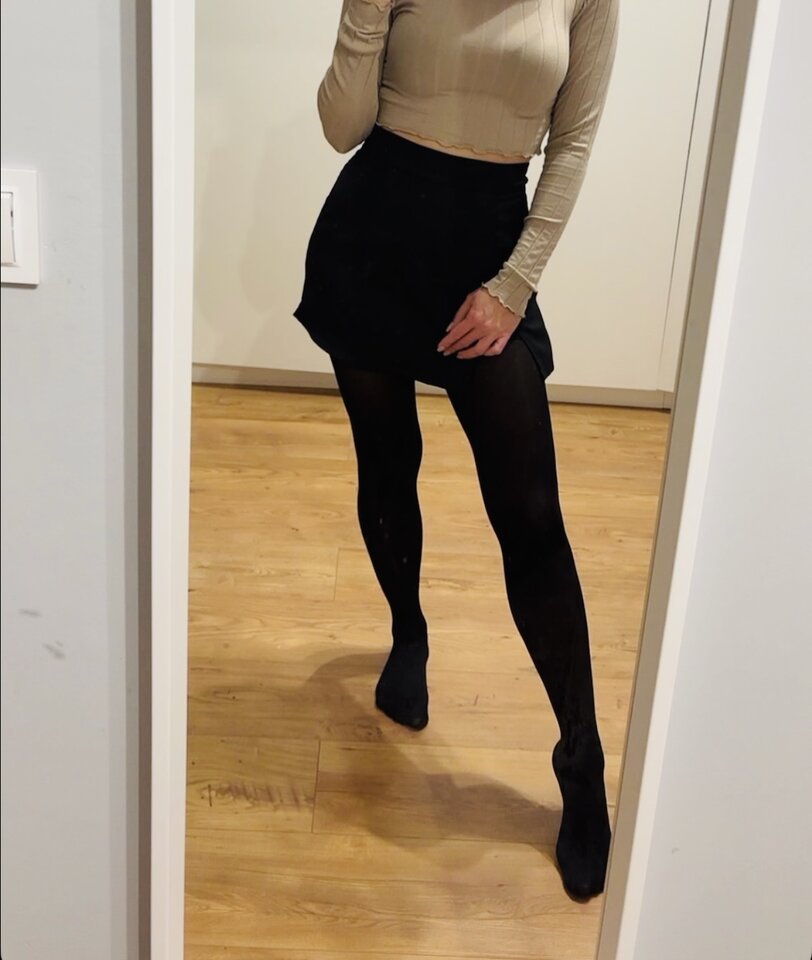 Kto złapie za nóżkę? ☺️ - dupa802