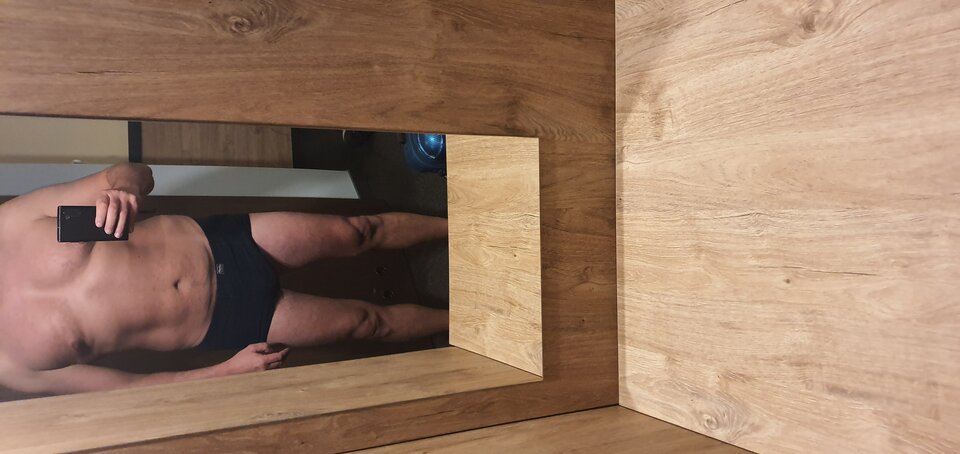 20241028_221133.jpg - Llyyssyy