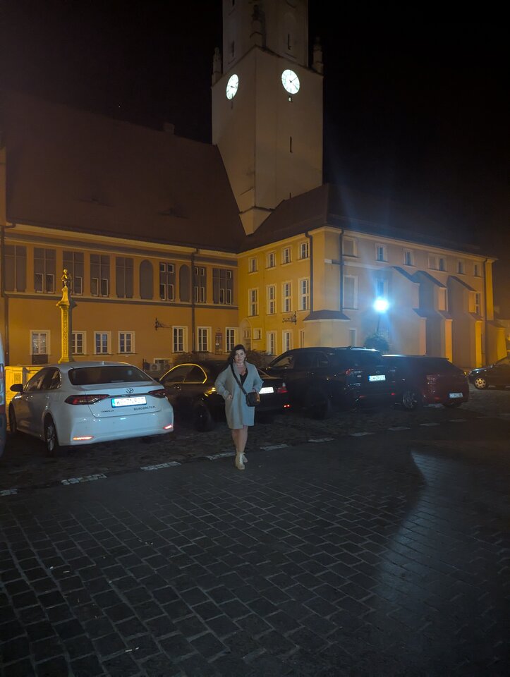 PXL_20241101_030745551.jpg - m2022