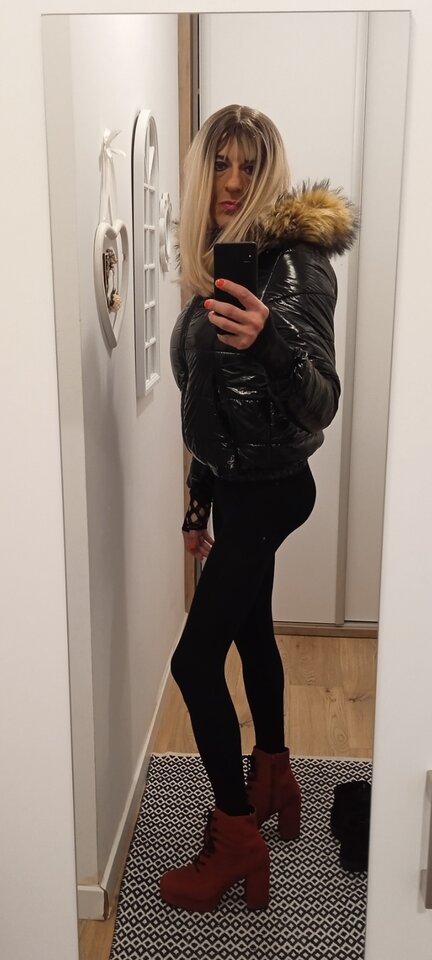 Screenshot_2024-11-02-07-08-17-960_com.miui.gallery.jpg - monis111011