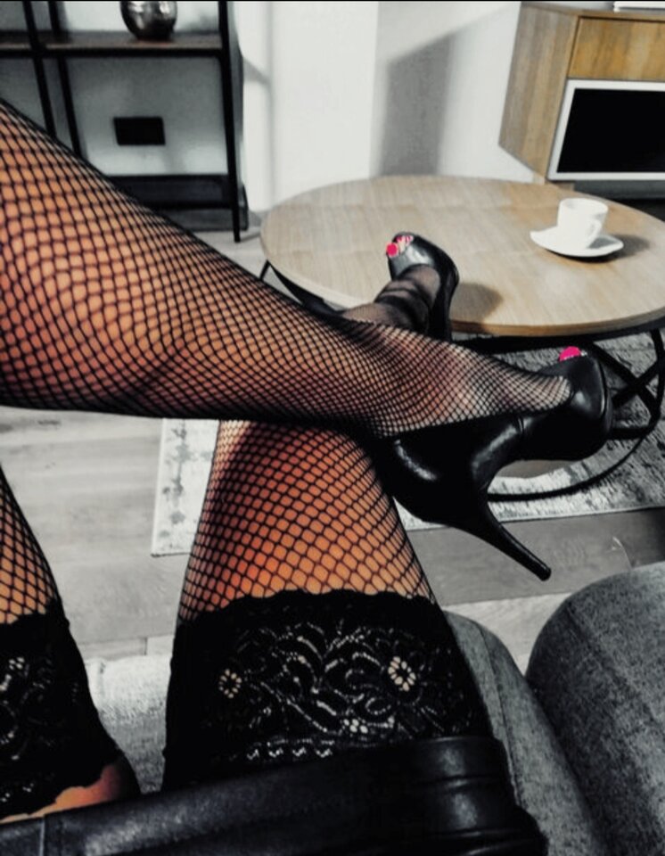 🔥🔥🔥 HOT🔥🔥🔥 - ILLeGaL_AmOuR