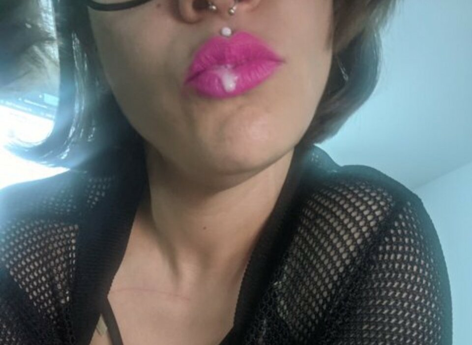 Screenshot_2024-09-22-07-27-18-225_com.android.chrome.jpg - b0nnieAndClyde