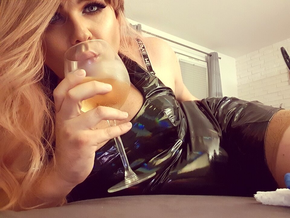 1000019042.jpg - Sunia_trans_Agunia