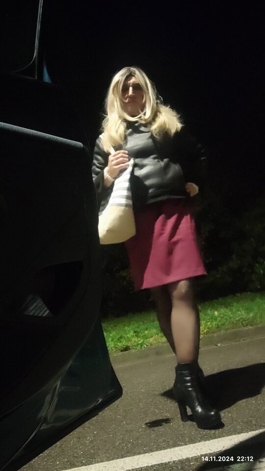 1000111647.jpg - Daria54