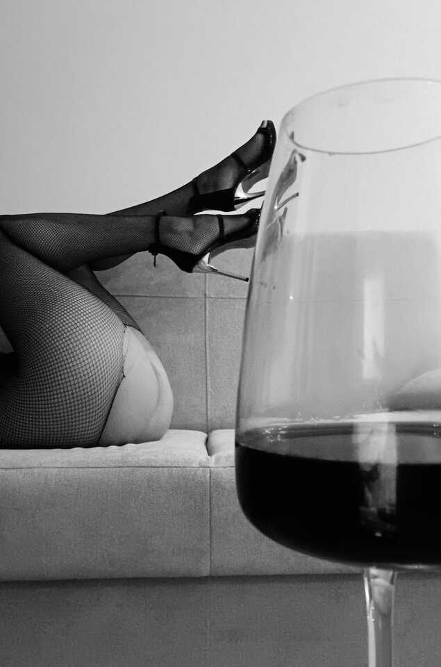 212852.jpg - MilfetkaHighHeels