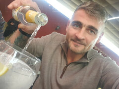 ❤️❤️🇪🇸🇪🇸🎂🥂🍾🍹🍹