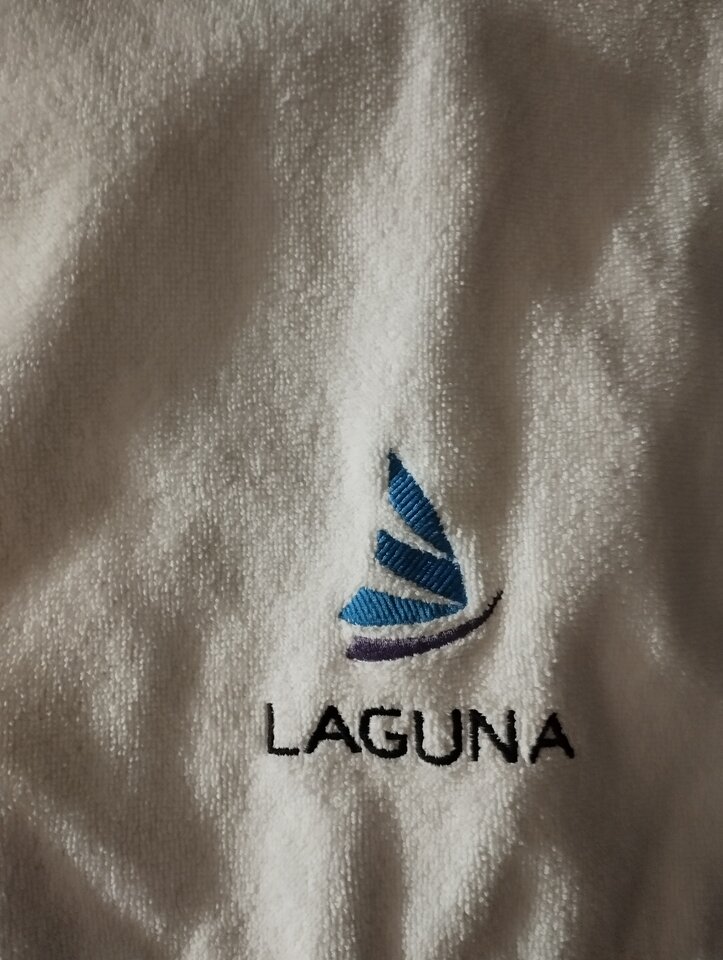 1000010386.jpg - Laguna00