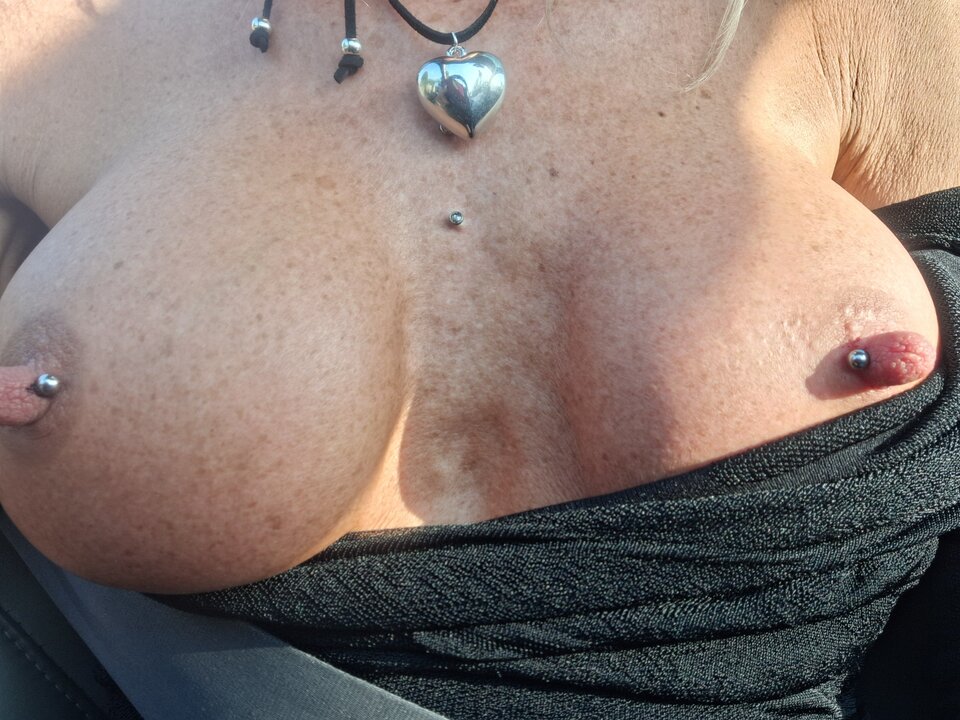 1000027613.jpg - SwingHoTMILF