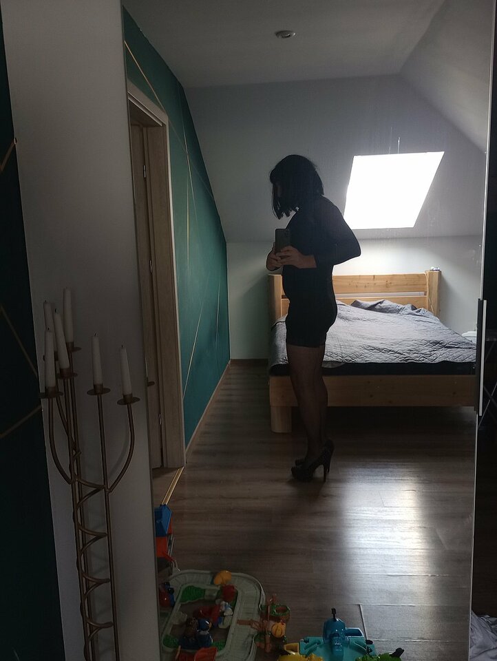 big_4f45ac48564810925bd95462b76e4392.jpg - 1983ROBERT