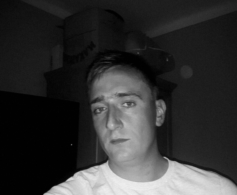 1000030325.jpg - Hubert3500