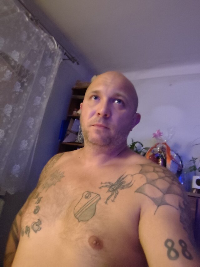 Mydwoje87881406
