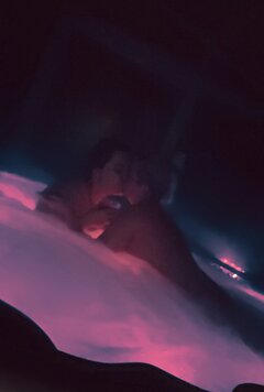 Sex is in the air..😈