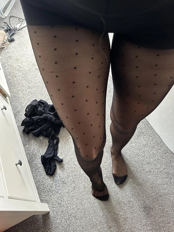 RDT_20241124_2135205720596307064103095.jpg - couplescot