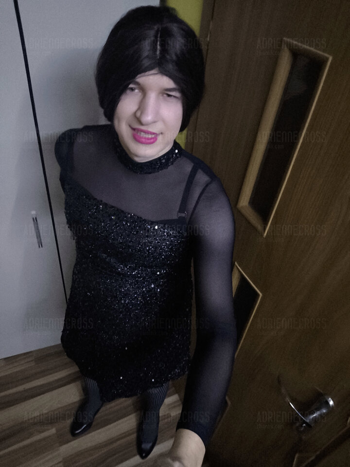 1000000325.jpg - Adriennecross