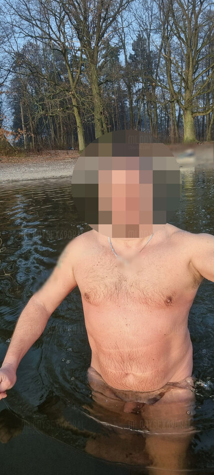 Ktoś chętny na taką kąpiel 😁😉 - Mlodysex69oral