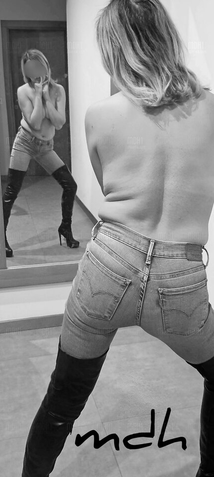 Jeszcze bluzeczka i do pracy - mdh1