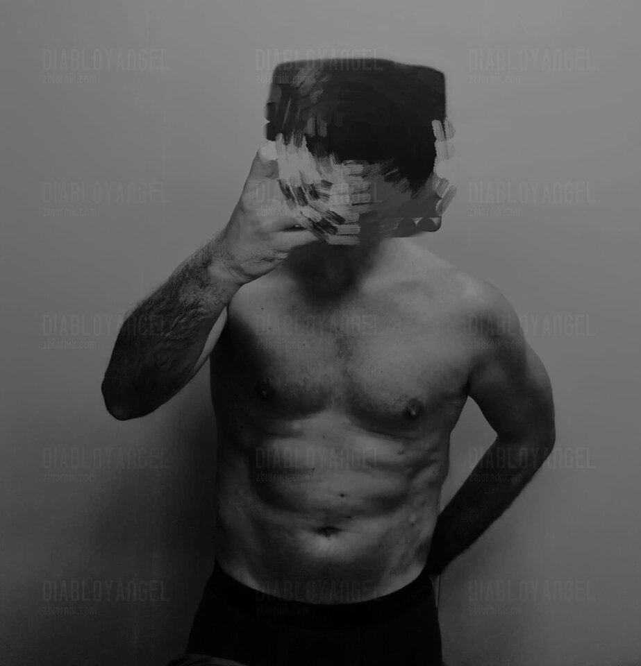 On.jpg - DiabloYAngel