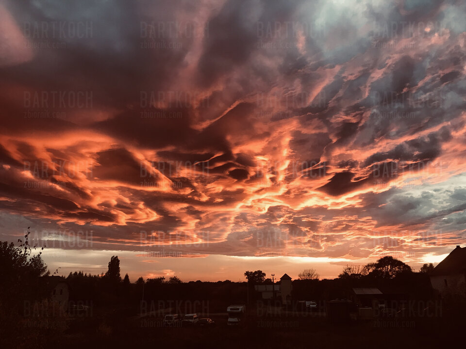 IMG_E8577_Erth wind & fire.JPG - BartKoch