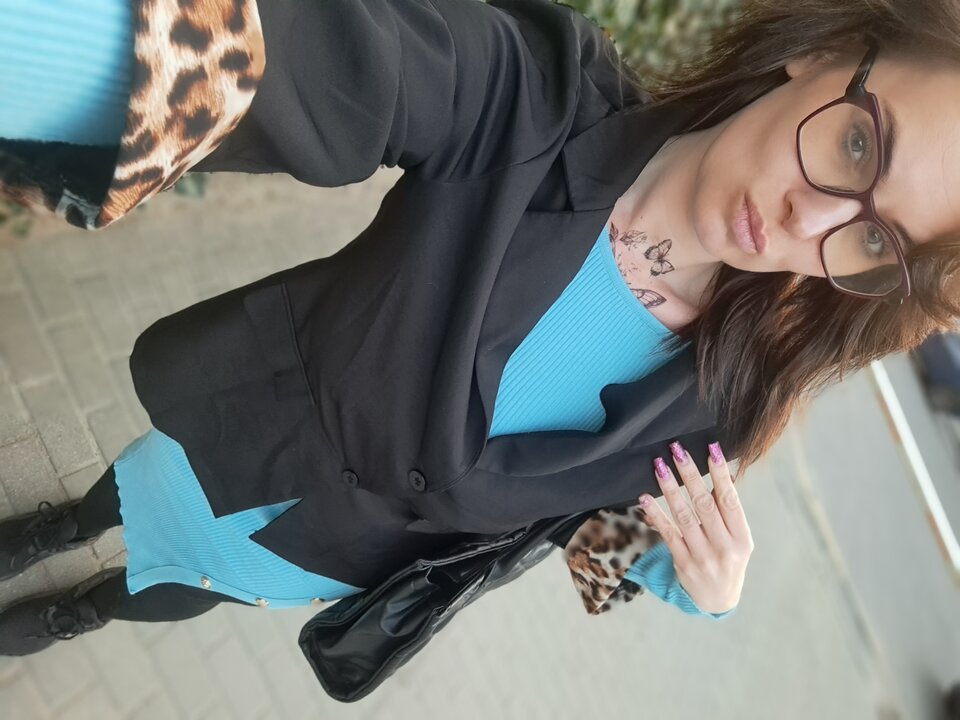 20260424_200057.jpg - seksowna333