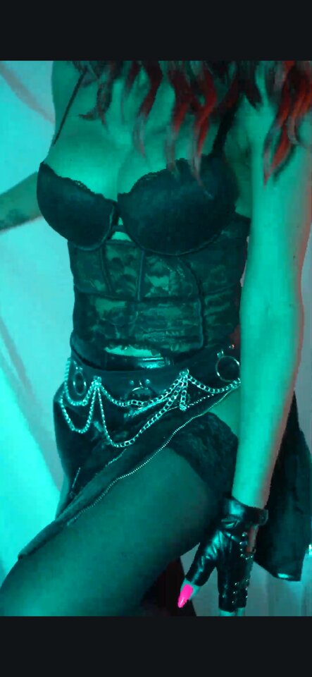 Screenshot_20250607_042544_Drive.jpg - Scarlett9090