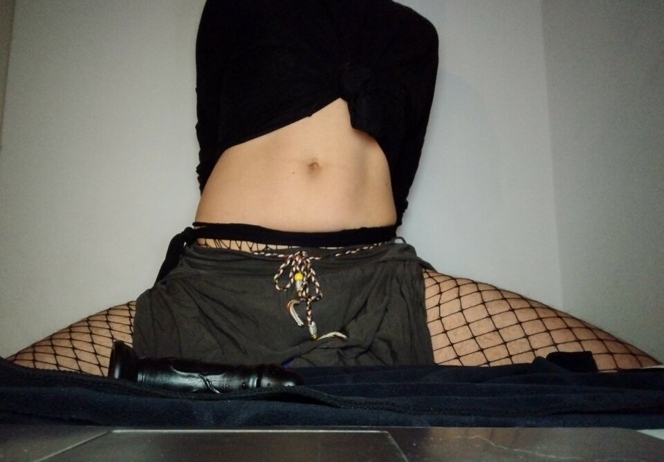 IMG_20260424_234925374_HDR~2.jpg - Femboyfun