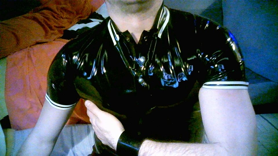 WIN_20210312_07_35_01_Pro.jpg - xxlleather