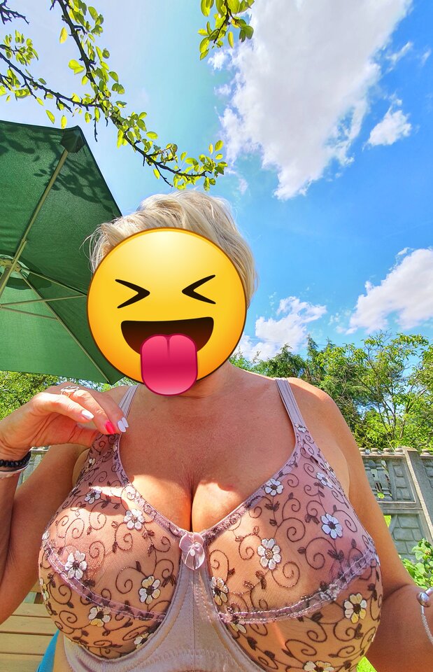 1000105323.jpg - Mamamilf56big