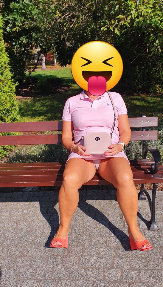 1000105221.jpg - Mamamilf56big