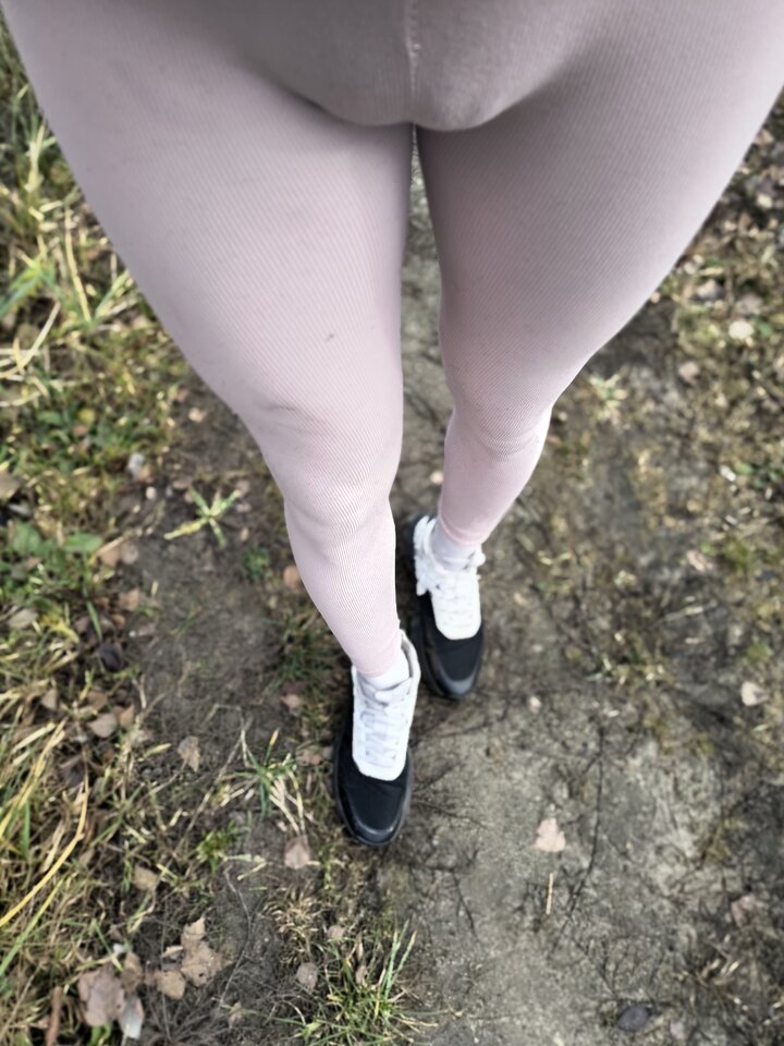 32c0993e-ba9e-42c8-a31a-1f2fffbd6106-1_all_972.jpg - CD_Pussy