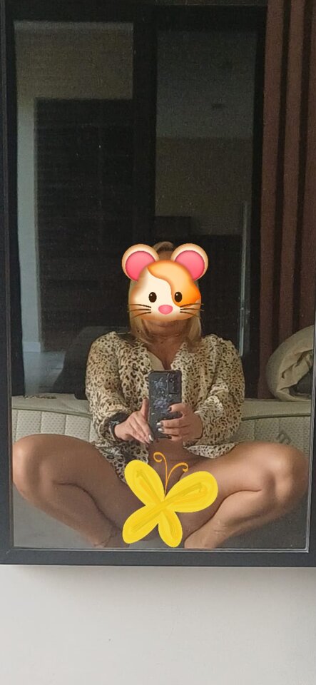 1000064422.jpg - Parka105