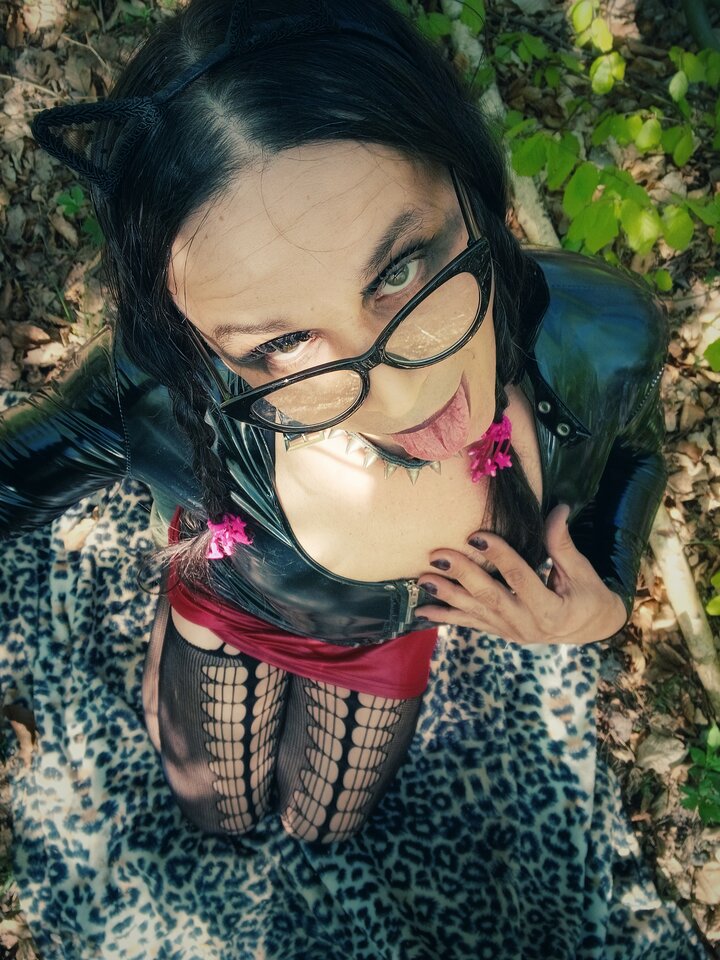 Majówkę czas zacząć! - HARDCORELLA69