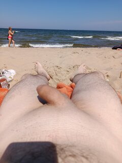 pierwsze nagie plażowanie w życiu