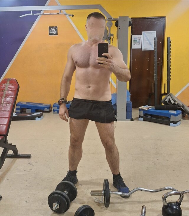 Obrzezany40