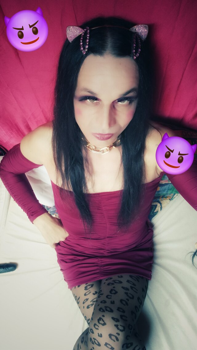 HARDCORELLA69